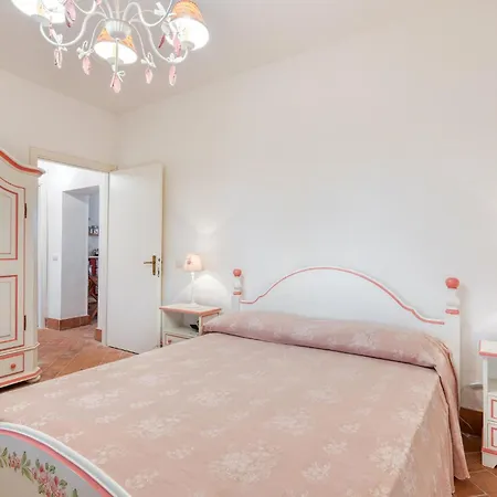 4 Bedroom Lovely In Holiday home Montalto di Castro
