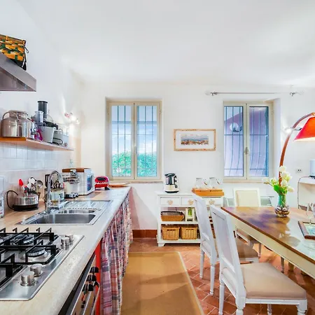 4 Bedroom Lovely In Montalto di Castro